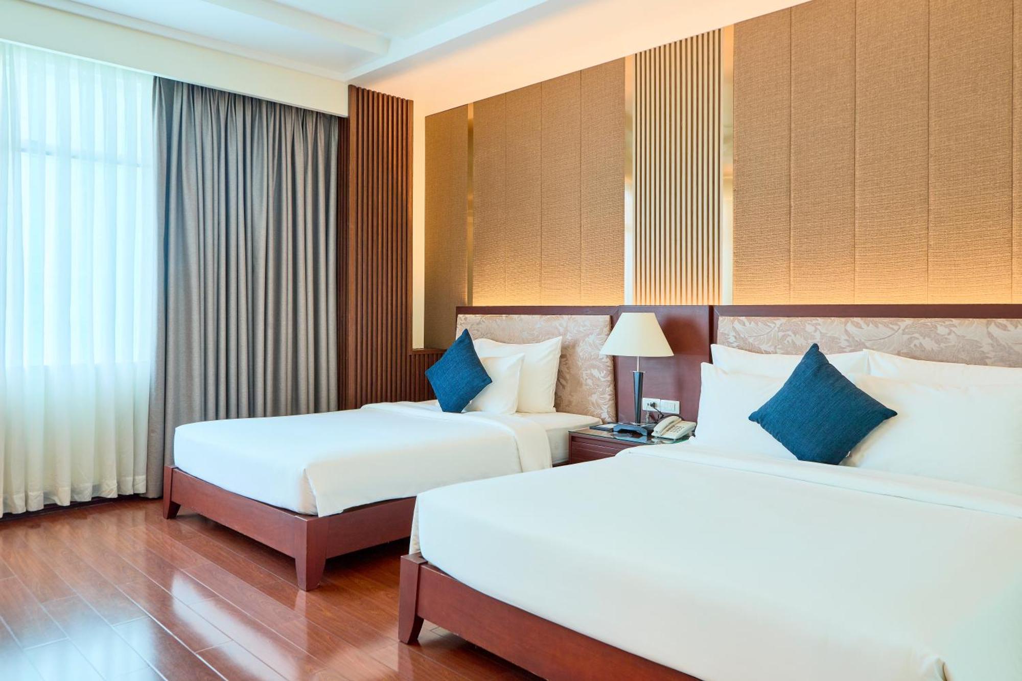 Kin Hotel Thi Sach Хошимін Екстер'єр фото