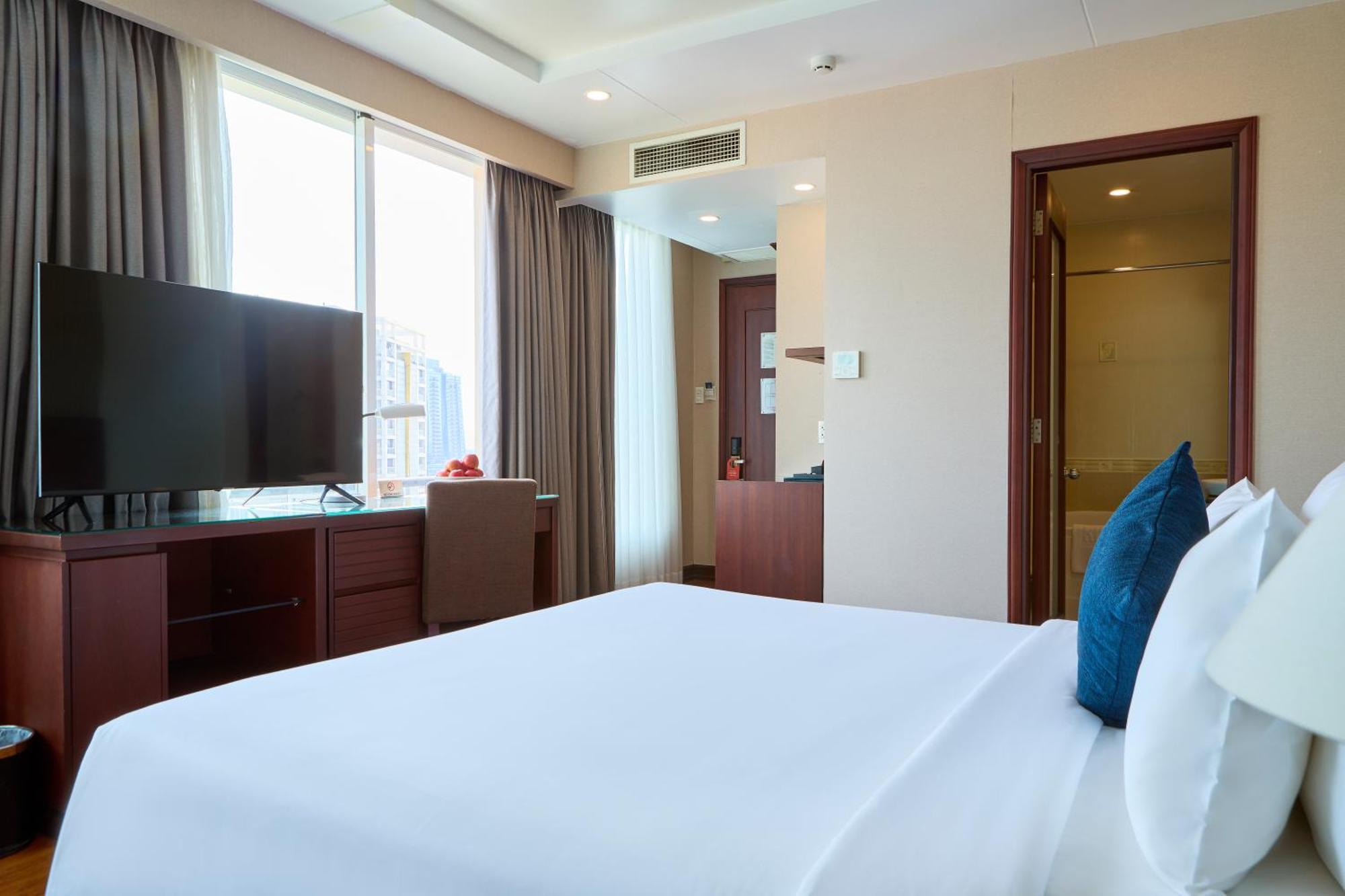 Kin Hotel Thi Sach Хошимін Екстер'єр фото
