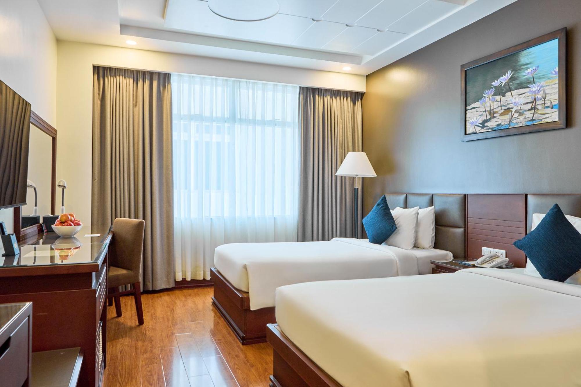 Kin Hotel Thi Sach Хошимін Екстер'єр фото
